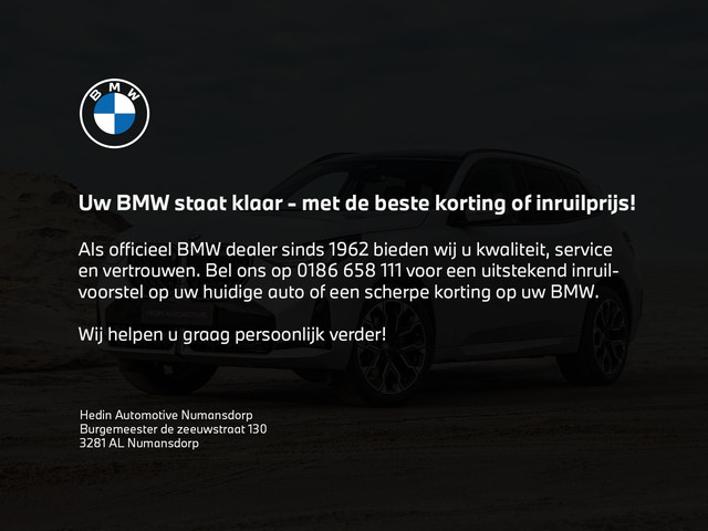 Foto 3 van BMW 1-serie 120 M Sport Pro | Panorama dak | Trekhaak | Camera | Getint glas