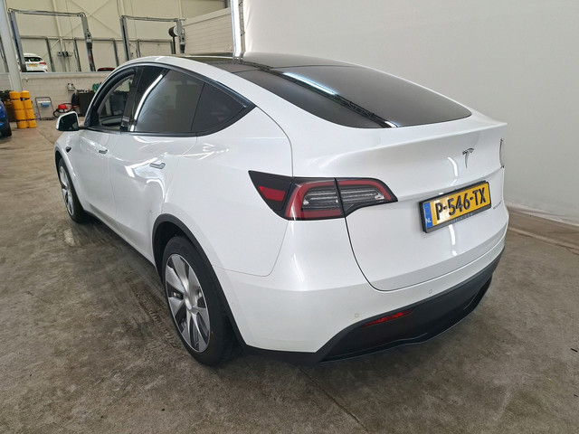 Foto 3 van Tesla Model Y 75 kWh 351pk Long Range AWD | SOH 90% | Incl. 24 Maanden Bovag garantie | 19" | Pearl