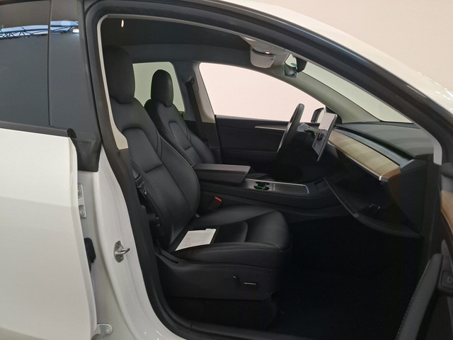 Foto 8 van Tesla Model Y 75 kWh 351pk Long Range AWD | SOH 90% | Incl. 24 Maanden Bovag garantie | 19" | Pearl