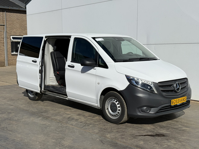 Foto 10 van Mercedes-Benz Vito 114 1.9 CDI 136PK Dubbele Cabine L2H1 5 Stoelen Climate Control Cruise Control Tr