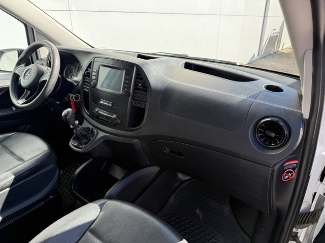 Foto 9 van Mercedes-Benz Vito 114 1.9 CDI 136PK Dubbele Cabine L2H1 5 Stoelen Climate Control Cruise Control Tr
