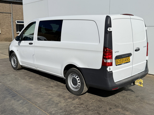 Foto 7 van Mercedes-Benz Vito 114 1.9 CDI 136PK Dubbele Cabine L2H1 5 Stoelen Climate Control Cruise Control Tr