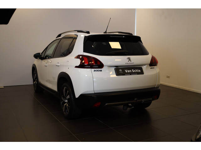 Foto 3 van Peugeot 2008 PT 110 GT-Line Automaat-6 Panorama ruit | Trekhaak | Apple Carplay / Android Auto |