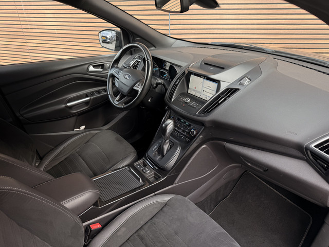 Foto 8 van Ford Kuga 1.5 AWD EcoBoost ST Line Trekhaak / Automaat / Navi / Camera