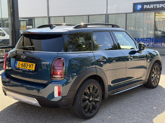 Foto 5 van MINI Countryman 1.5 Cooper Boardwalk Edition NL Auto | OpenDak | Camera