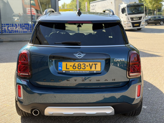 Foto 6 van MINI Countryman 1.5 Cooper Boardwalk Edition NL Auto | OpenDak | Camera