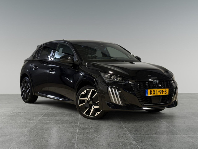 Foto 4 van Peugeot 208 GT Pack 1.2 Hybrid 145pk e-DCS6 | ALCANTARA | DODEHOEKBEW. | STOELVERW. | 360° CAMERA |