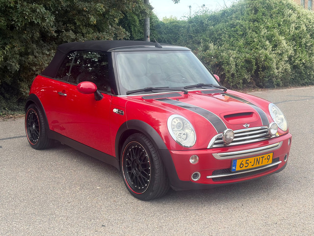Foto 3 van Mini Cabrio 1.6 Cooper Cabriolet! Airco! 147DKM! Nw Apk!