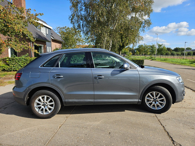 Foto 5 van Audi Q3 2.0 TDI quattro Pro Line S/ bj 2012 ( euro 5)/ automaat