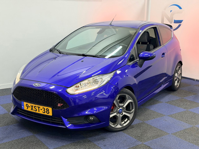 Foto 5 van Ford Fiesta 1.6 ST2 / RECENT DISTRIBUTIE VV / RICARDO STOELEN / DEALER ONDERHOUDEN
