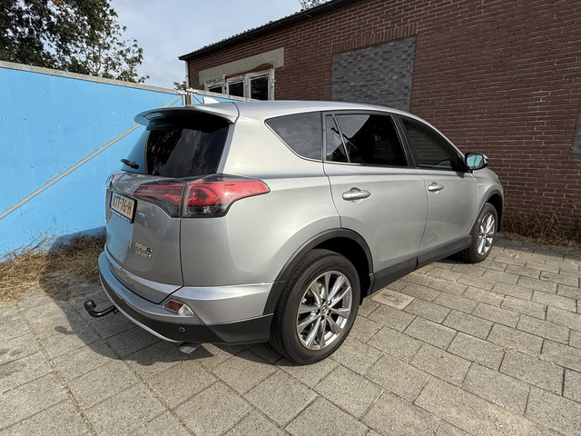 Foto 6 van Toyota RAV4 2.5 Hybrid AWD Executive Keyless entry + starten, Navigatiesysteem