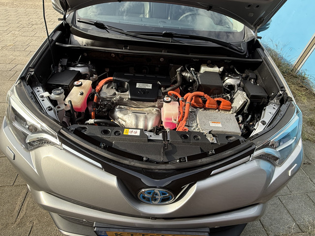Foto 7 van Toyota RAV4 2.5 Hybrid AWD Executive Keyless entry + starten, Navigatiesysteem