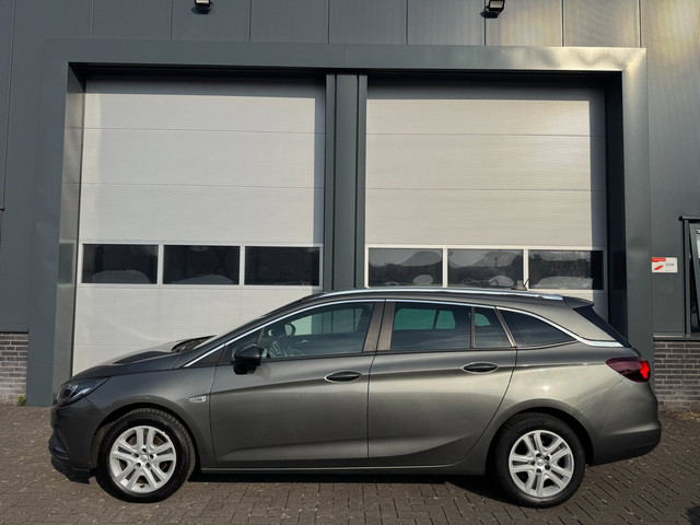 Foto 9 van Opel Astra Sports Tourer 1.0 Turbo Business Navigatie PDC