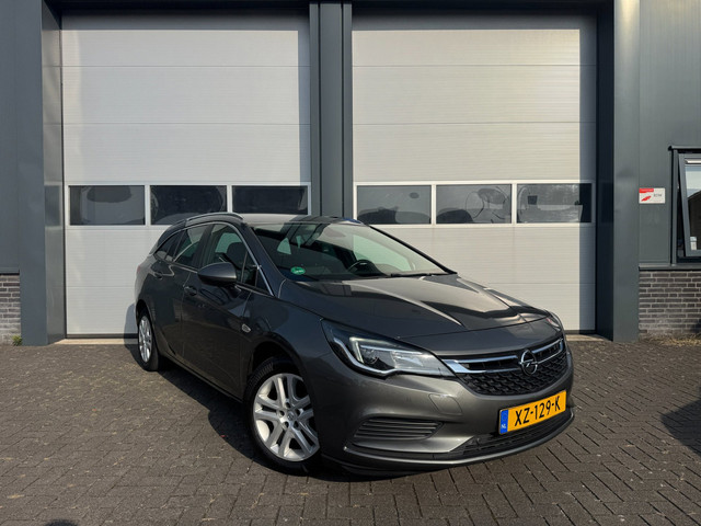 Foto 6 van Opel Astra Sports Tourer 1.0 Turbo Business Navigatie PDC