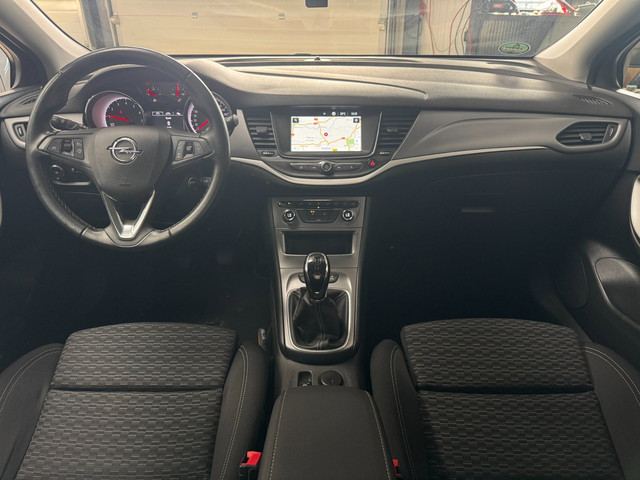 Foto 2 van Opel Astra Sports Tourer 1.0 Turbo Business Navigatie PDC