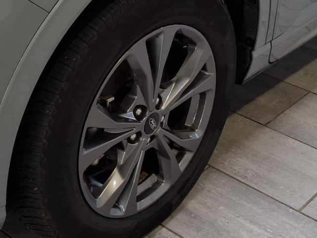 Foto 8 van Ford Kuga 2.5 PHEV ST-Line | Winterpack | Camera | Navi | Clima | Cruise | 4 Seiz. banden | SOH 95,8