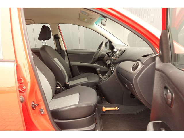 Foto 3 van Hyundai I10 1.1 Active