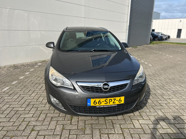 Foto 9 van Opel Astra Sports Tourer 1.4 Turbo Cosmo Automaat Navi Cruise Controle NL-Auto Apk 03-2027