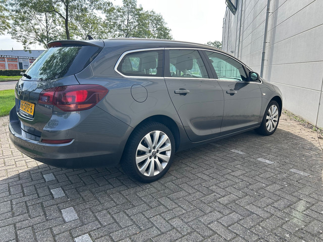 Foto 5 van Opel Astra Sports Tourer 1.4 Turbo Cosmo Automaat Navi Cruise Controle NL-Auto Apk 03-2027