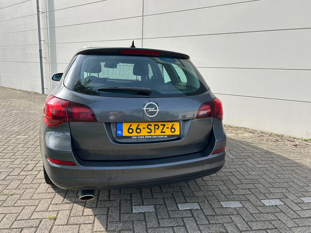 Foto 2 van Opel Astra Sports Tourer 1.4 Turbo Cosmo Automaat Navi Cruise Controle NL-Auto Apk 03-2027