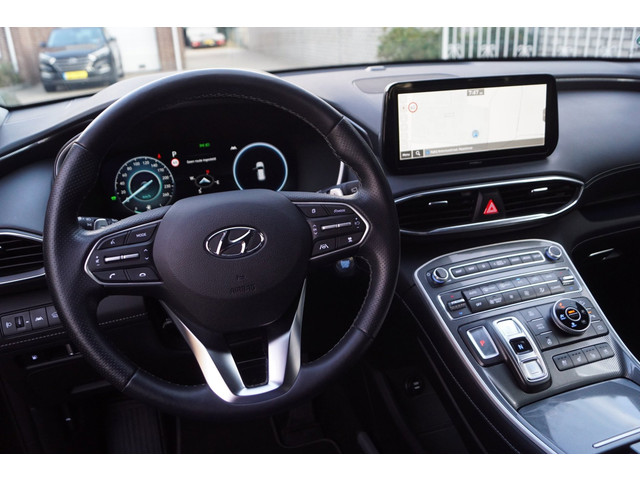 Foto 10 van Hyundai Santa Fe 1.6 T-GDI PHEV Premium Autom Leder Sportst Stoel/Stuur A Bank Verw Navi Camera Clim