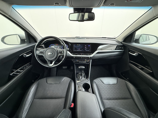 Foto 9 van Kia Niro 141PK PHEV Hybride Automaat Trekhaak Adap.Cruise Stoelverwarming Navi Camera Apple Carplay