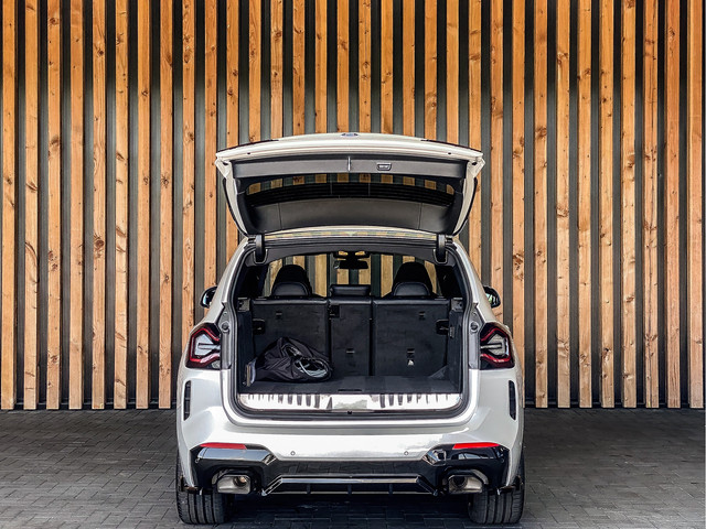 BMW X3 xDrive30e 292PK High Executive M-Sport | M-SPORT KUIPSTOELEN | HEAD-UP | PANO | HARMAN KARDON