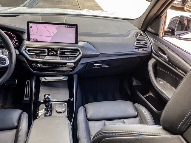 Foto 6 van BMW X3 xDrive30e 292PK High Executive M-Sport | M-SPORT KUIPSTOELEN | HEAD-UP | PANO | HARMAN KARDON