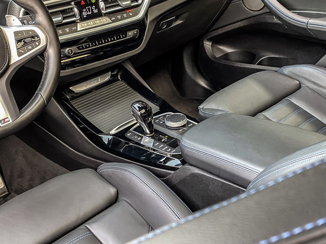 Foto 4 van BMW X3 xDrive30e 292PK High Executive M-Sport | M-SPORT KUIPSTOELEN | HEAD-UP | PANO | HARMAN KARDON