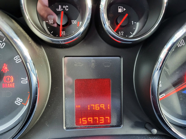 Foto 3 van Opel Astra Sports Tourer 1.4 Turbo Selection / Airco / Trekhaak / Cruise Control /