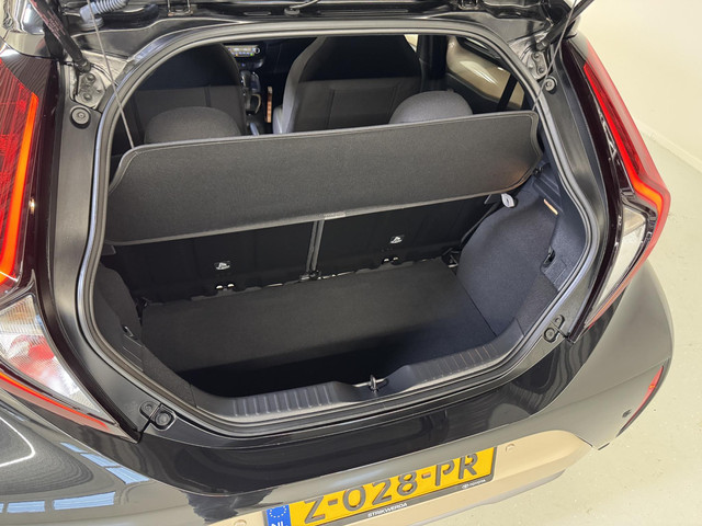 Foto 4 van Toyota Aygo X 1.0 VVT-i S-CVT Envy | Climate control | Cloud-Navi | Camera | Draadloze carplay |