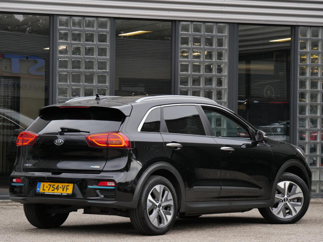 Foto 3 van Kia e-Niro 64kWh DYNAMICPLUSLINE/ SCHUIFDAK/ SOH 97%/ NL-AUTO 1STE EIGENAAR