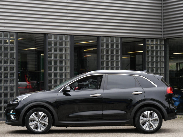 Foto 4 van Kia e-Niro 64kWh DYNAMICPLUSLINE/ SCHUIFDAK/ SOH 97%/ NL-AUTO 1STE EIGENAAR
