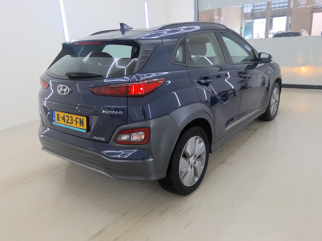 Foto 8 van Hyundai Kona EV Comfort 64 kWh SOH100% WARMTEPOMP FASE 3 ORG NL|CARPLAY|CAMERA|ADAPT.CRUISE|LANE ASS