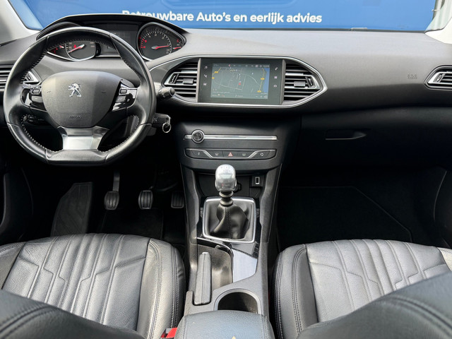 Foto 10 van Peugeot 308 SW 1.5 BlueHDi Executive|Distributie vv in 2026|2e Eigenaar|Trekhaak|Leder|Pano|CarPlay|