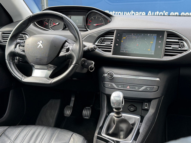 Foto 5 van Peugeot 308 SW 1.5 BlueHDi Executive|Distributie vv in 2026|2e Eigenaar|Trekhaak|Leder|Pano|CarPlay|