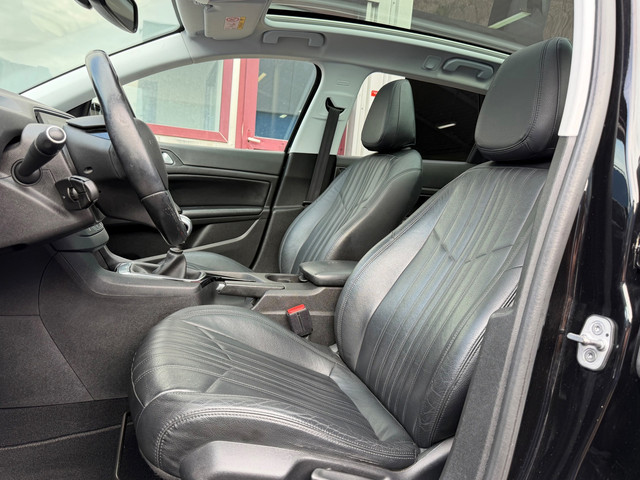 Foto 4 van Peugeot 308 SW 1.5 BlueHDi Executive|Distributie vv in 2026|2e Eigenaar|Trekhaak|Leder|Pano|CarPlay|