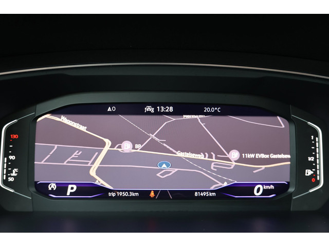 Foto 5 van Volkswagen Tiguan Allspace 1.5 TSI R-Line 7p | panoramadak | head-up | harmankardon | elek. trekhaak