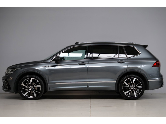 Foto 10 van Volkswagen Tiguan Allspace 1.5 TSI R-Line 7p | panoramadak | head-up | harmankardon | elek. trekhaak