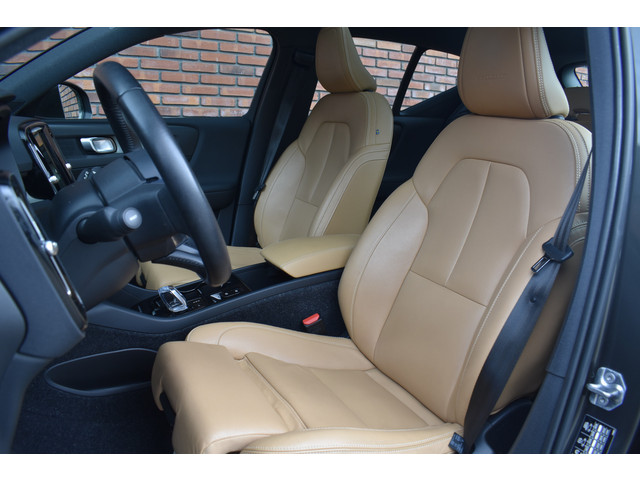 Foto 7 van Volvo XC40 T4 190PK Inscription | Trekhaak | Camera | Stoelverwarming | Climate control |