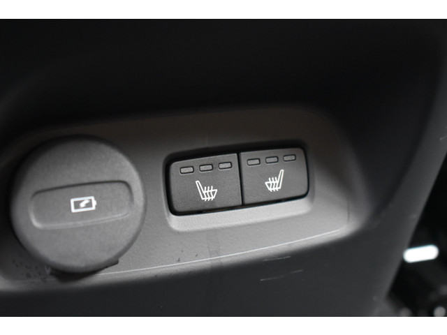 Volvo XC40 T4 190PK Inscription | Trekhaak | Camera | Stoelverwarming | Climate control |