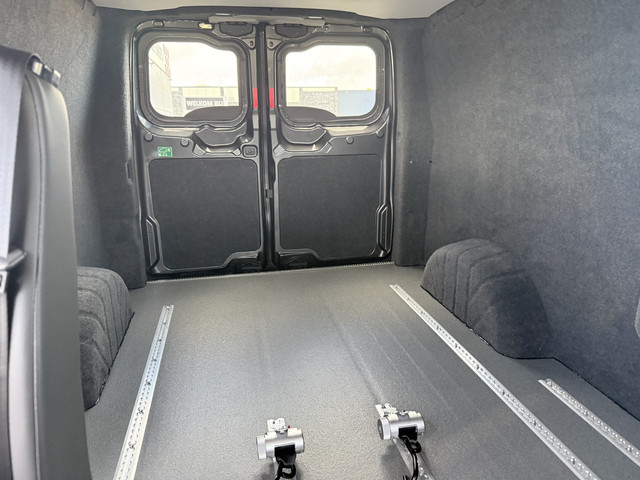 Foto 9 van Ford Transit Custom 5+1 Rolstoelbus 320 2.0 TDCI L2H1 Limited (Prachtige luxe Ford Transit Custom Au