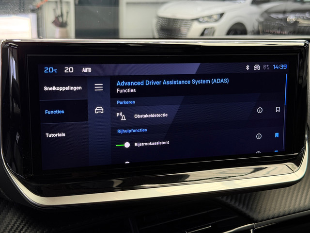 Foto 5 van Peugeot 2008 1.2 PureTech 130 Allure CarPlay