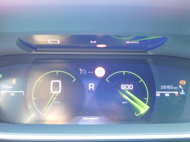 Foto 7 van Peugeot 2008 1.2 PureTech 130 GT compleet! Carplay, Navi enz.