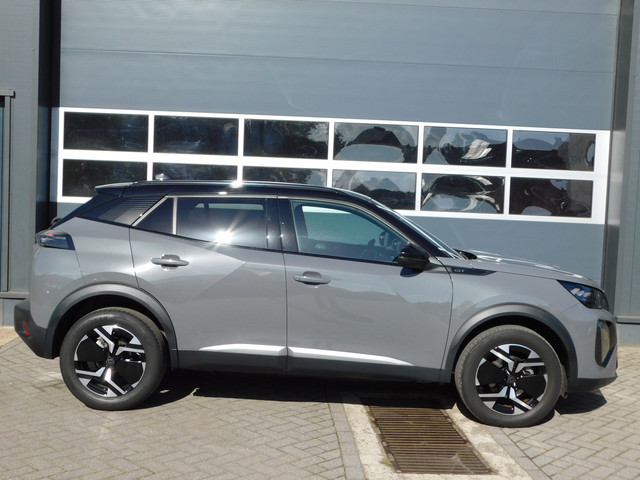 Foto 4 van Peugeot 2008 1.2 PureTech 130 GT compleet! Carplay, Navi enz.