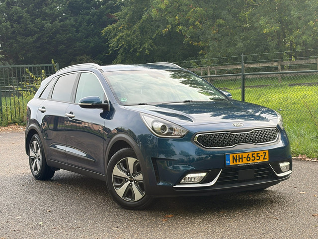 Foto 9 van Kia Niro 1.6 GDi Hybrid ExecutiveLine /Carplay/Navi/Camera/Stoelverwarming/