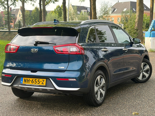 Foto 7 van Kia Niro 1.6 GDi Hybrid ExecutiveLine /Carplay/Navi/Camera/Stoelverwarming/