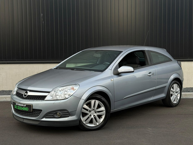 Foto 3 van Opel Astra GTC 1.8 Sport 140pk|Nieuw APK|Rijklaar