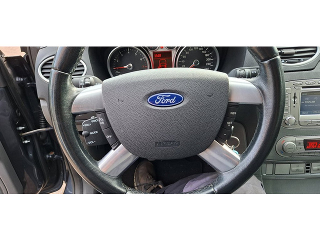 Foto 9 van Ford Focus 1.8 Limited