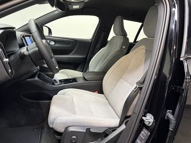 Foto 8 van Volvo XC40 Recharge Plus 70 kWh Warmtepomp/ Stoel & Stuurverw./ Camera/ Apple CarPlay